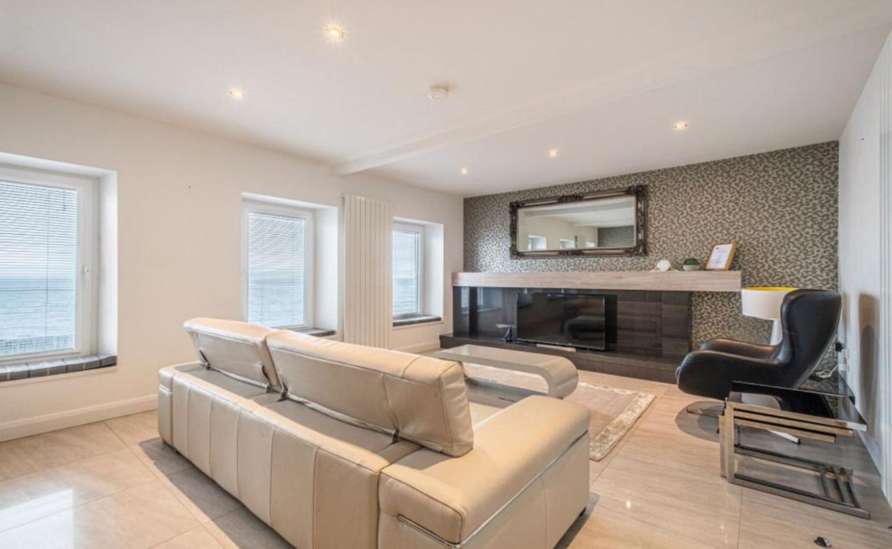 Promenade Apartment Panoramic Sea Views Portstewart Extérieur photo