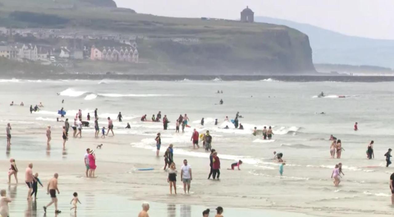 Promenade Apartment Panoramic Sea Views Portstewart Extérieur photo